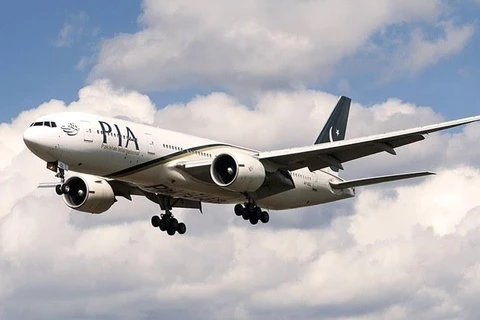 Máy bay của hãng Pakistan International Airlines phải hạ cánh do đe dọa đánh bom. (Nguồn: Shutter)