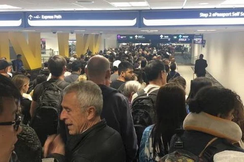 Hành khách tại Australia điêu đứng vì sân bay bị trục trặc hệ thống. (Nguồn: The Flinders News)