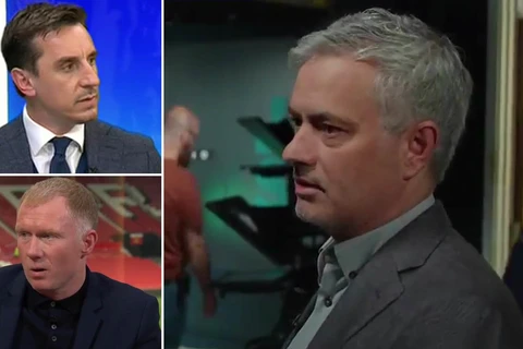 Jose Mourinho cho rằng các công thần của MU như Neville hay Scholes chỉ biết nói chứ chẳng biết làm. (Nguồn: Daily Mail)