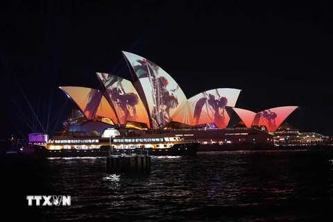 Các hoạt động của Lễ hội ánh sáng Vivid Sydney sẽ được tổ chức tại tám khu vực trong thành phố bao gồm: Sydney Opera House, Sydney Harbour Bridge, Botanic Garden, Barangaroo, Cảng Darling, Công viên Luna, Chatswood và Vườn thú Taronga. (Ảnh: Nguyễn Hoàng 