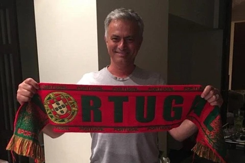 Liệu Jose Mourinho có dẫn dắt đội tuyển Bồ Đào Nha trong tương lai? (Nguồn: Daily Mail)