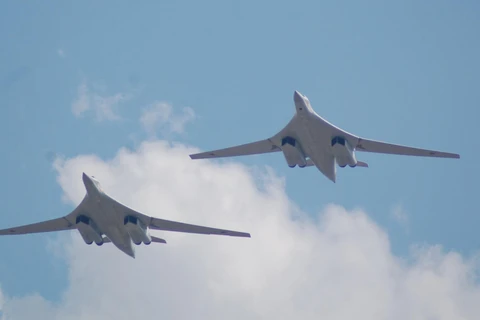 Máy bay ném bom chiến lược Tu-160 cuar Nga. (Nguồn: AVN)