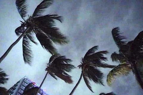 Với sức gió có thể lên tới 215 km/h, đây được xem là một trong những trận bão nhiệt đới mạnh nhất đổ bộ vào Mỹ. (Nguồn: baynews9.com)