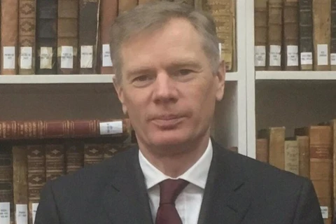 Đại sứ Anh Robert Macaire. (Nguồn: OBN)