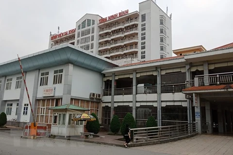 Bệnh viện Đa khoa tỉnh Ninh Bình-nơi đang cách ly bệnh nhân COVID-19 thứ 18 tại Việt Nam. (Ảnh: Đức Phương/TTXVN)