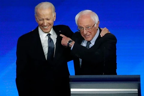 Thượng nghĩ sỹ Sanders (phải) và ứng cử viên tổng thống Joe Biden. (Ảnh: Vox)