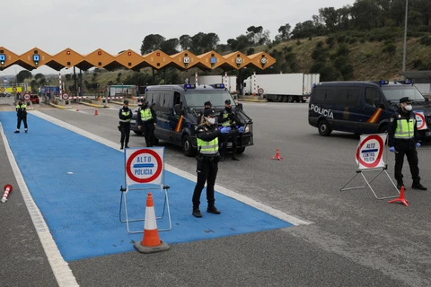 Biên giới giữa Tây Ban Nha và Bồ Đào Nha. (Ảnh: RT)