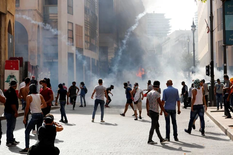 Biểu tình tại Beirut. (Ảnh: Reuters) 