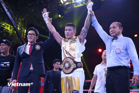 Trương Đình Hoàng xuất sắc giành đai WBA Đông Á đầu tiên cho Việt Nam