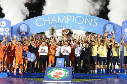 Nhìn lại niềm hạnh phúc của Bình Định ngày trở lại V-League sau 12 năm