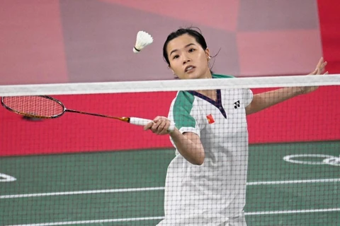 Tay vợt Nguyễn Thùy Linh thi đấu với QI Xuefei tại Olympic Tokyo 2020 sáng 24/7. (Ảnh: Getty Images) 