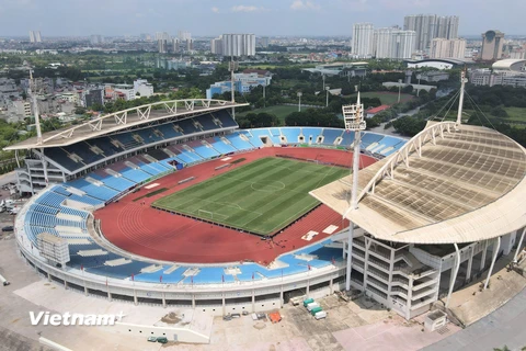 Sân vận động Mỹ Đình đang được gấp rút tu sửa để tổ chức các trận đấu của tuyển Việt Nam trong tháng 11 tới. (Ảnh: PV/Vietnam+)