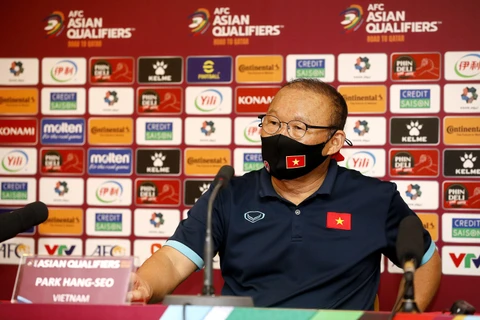 Huấn luyện viên Park Hang-seo chỉ ra nhiều mặt hạn chế của tuyển Việt Nam. (Ảnh: VFF) 