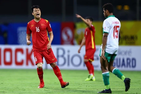 Đội tuyển Việt Nam đứng nhì bảng B tại AFF Cup 2020 sau khi bị Indonesia cầm hòa. (Ảnh: Getty Images) 