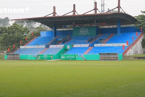 [Video] Thực hư chất lượng sân tập môn bóng đá SEA Games 31 ở Phú Thọ 