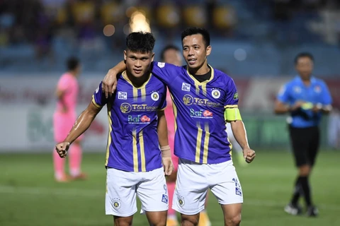 Hà Nội FC đánh bại Sài Gòn, chiếm ngôi đầu bảng xếp hạng V-League 2022