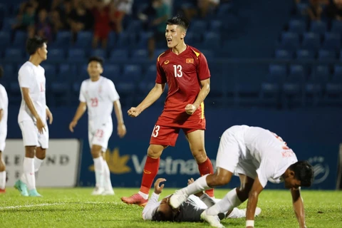 U19 Việt Nam một lần nữa chạm trán U19 Malaysia chỉ trong chưa đầy một tháng. (Ảnh: VFF) 