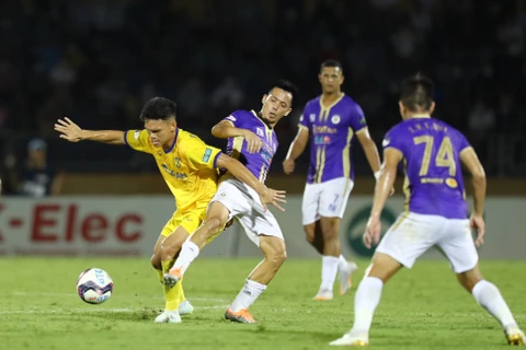 Bị Sông Lam Nghệ An cầm hòa, Hà Nội đứt chuỗi 7 trận thắng liên tiếp