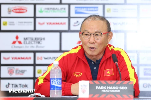 Huấn luyện viên Park Hang-seo tự tin trước trận Việt Nam gặp Thái Lan. (Ảnh: PV/Vietnam+) 