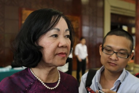 Bà Trương Thị Mai, Chủ nhiệm Ủy ban về các vấn đề xã hội của Quốc hội trả lời báo chí. (Ảnh: CTV/Vietnam+)