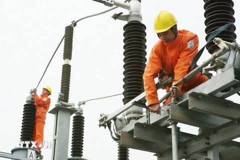 Bộ trưởng Công Thương: Giá điện sẽ tăng, giảm theo thị trường từ 2015