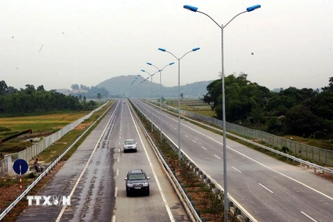Dự án đường Hà Nội-Bắc Giang được tài trợ tín dụng 3.658 tỷ đồng