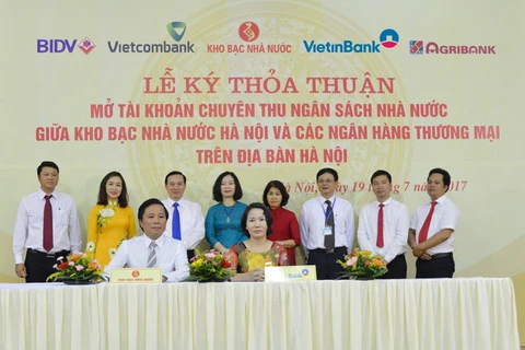 Lãnh đạo VietinBank và Kho bạc Nhà nước tham gia ký kết. (Nguồn: VietinBank)