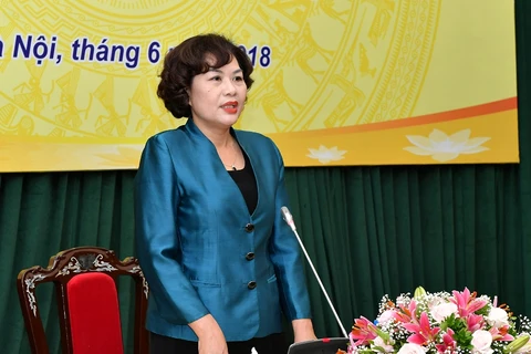 Phó Thống đốc Ngân hàng Nhà nước Nguyễn Thị Hồng phát biểu tại họp báo. (Nguồn: Ngân hàng Nhà nước)
