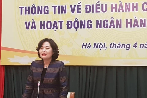 Phó Thống đốc NHNN Nguyễn Thị Hồng tại buổi họp báo. (Ảnh: T.H/Vietnam+)