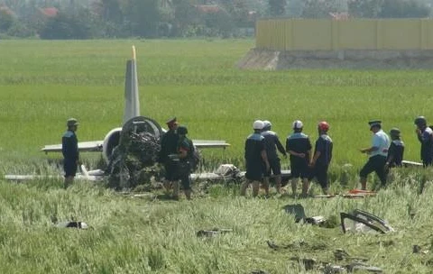 Khánh Hòa: Rơi máy bay quân sự, hai phi công tử vong 