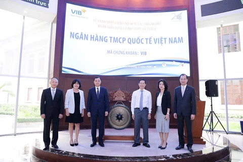 VIB chính thức niêm yết trên HoSE. (Ảnh: CTV/Vietnam+)