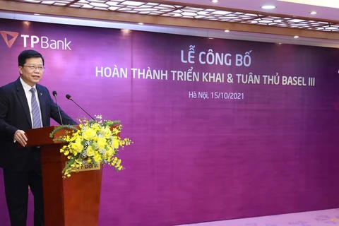 Ông Nguyễn Hưng chia sẻ tại sự kiện công bố hoàn thành triển khai và tuân thủ Basel III của TPBank. (Ảnh: Vietnam+)