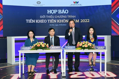 Lãnh đạo Ngân hàng Nhà nước và VTV tại buổi họp báo. (Ảnh: CTV/Vietnam+)