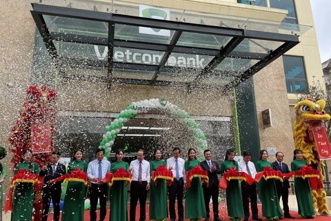 Vietcombank Phú Thọ khánh thành trụ sở mới. (Ảnh: Vietnam+)