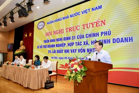 Phó Thủ tướng Lê Minh Khái phát biểu và chri đạo tại Hội nghị. (Ảnh: CTV/Vietnam+)
