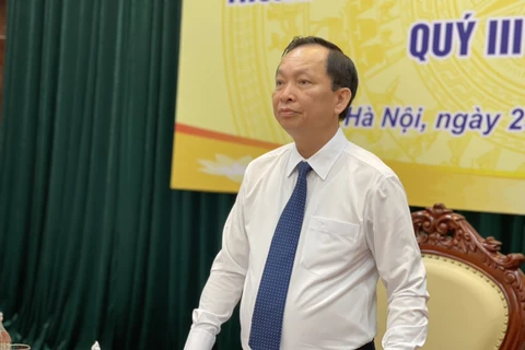 Phó Thống đốc Đào Minh Tú phát biểu chỉ đạo tại họp báo. (Ảnh: Vietnam+)