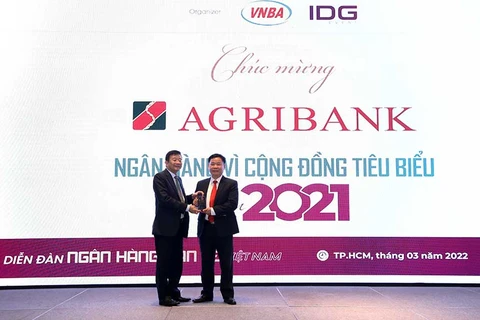 Agribank nhận giải thưởng Ngân hàng vì cộng đồng. (Ảnh: Vietnam+)