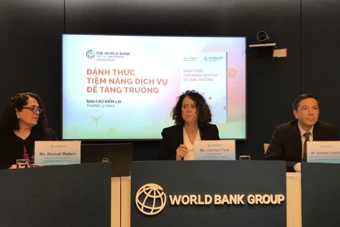 Lãnh đạo Ngân hàng Thế giới tại buổi công bố báo cáo. (Ảnh: Vietnam+)
