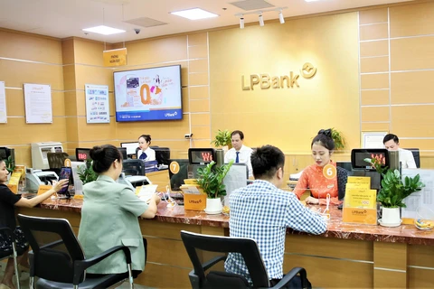 Động lực tăng trưởng tín dụng của LPBank trong 9 tháng chủ yếu đến từ mảng cho vay bán lẻ. (Ảnh: PV/Vietnam+)