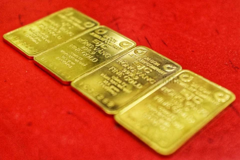 Vàng trong nước giảm sốc tới 4 triệu đồng sau công điện của Thủ tướng. (Ảnh: Minh Quyết/Vietnam+)