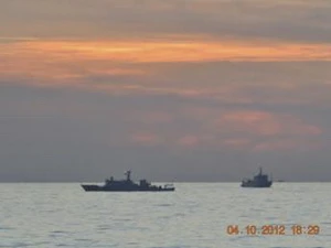 Tàu hải giám Trung Quốc (Ảnh: Reuters)