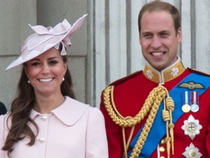 Vợ của Hoàng tử Anh đã sinh hạ “em bé Hoàng gia”