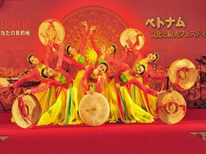 Một tiết mục giao lưu văn hóa Việt-Nhật. (Nguồn: Tuổi Trẻ)