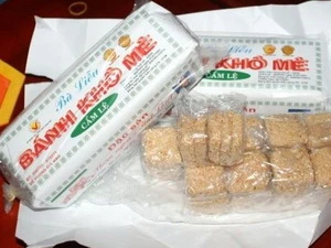 Bánh khô mè Cẩm Lệ. (Nguồn: qua3mien.com)