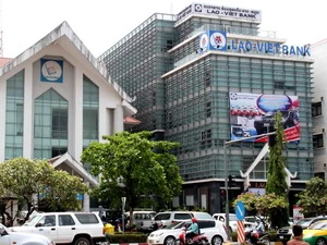 Trụ sở LaoVietBank tại thủ đô Vientiane. (Ảnh: Hoàng Chương/Vietnam+)