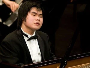 Nghệ sỹ khiếm thị Nhật Bản Nobuyuki Tsujii. (Nguồn: VTV)