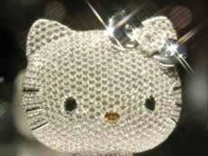 Hello Kitty mạ vàng trắng khảm dải kim cương