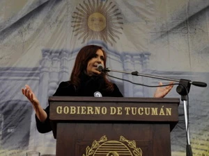 Tổng thống Cristina Fernández tại lễ kỷ niệm Ngày Argentina tuyên bố độc lập (Nguồn: Phủ tổng thống Argentina)