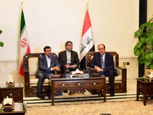 Tổng thống Mahmoud Ahmadinejad (trái) hội đàm Thủ tướng Nouri al-Maliki. (Nguồn: nenosplace.forumotion.com)
