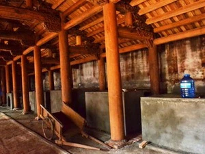 Nhà Tổ chùa Trăm Gian đã bị đình chỉ thi công. (Nguồn: ktdt.com.vn)